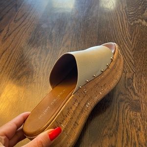 Womens shoes